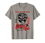 Schlagen Sie zuerst. Schlagen Sie hart. Keine Gnade. Es ist 30 Jahre her, dass sie sich beim All Valley Karate Turnier gegenüberstanden und so viel hat sich verändert. Holt Johnny und Daniel in Cobra Kai ein.