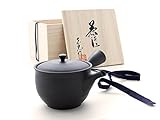 Gyokko - Japanische Tee-Kanne Tokoname SENDAN Sen Maru in Geschenkbox. Schwarz, Handmade auf der Töpfer-Scheibe. Unglasiert, integriertes Keramik-Sieb