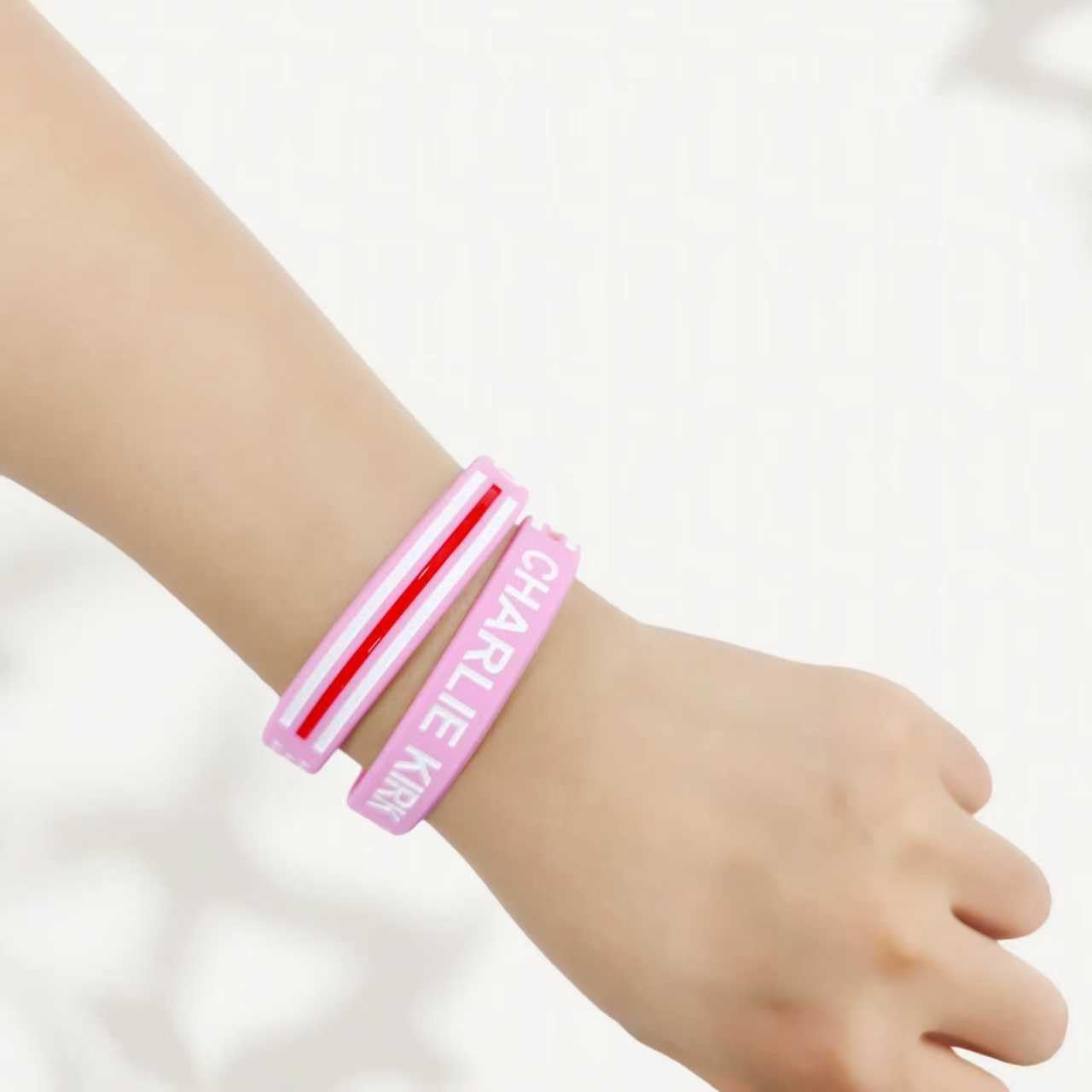 Charlie Kirk Silicone Bracelet, 10Pcs Hero Freedom Merch USA Rubber Bracelets Memorial A True Patriot Pray Justice Wristbands Gift Jewelry