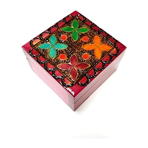 Taste of Poland Polish Floral Colorful Wooden Box with Brass Inlays, 3"x3" (Pink) Cover