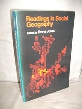 Paperback Readings in Social Geography Book