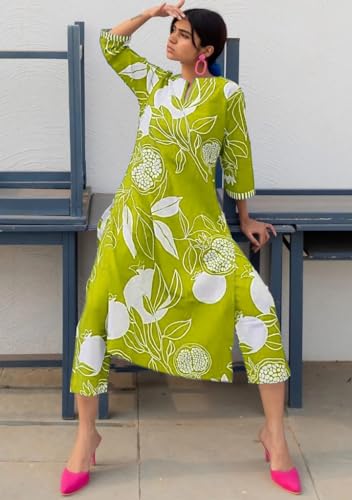 Image of GoSriKi Women's Cotton Blend Straight Printed Kurta with Pant