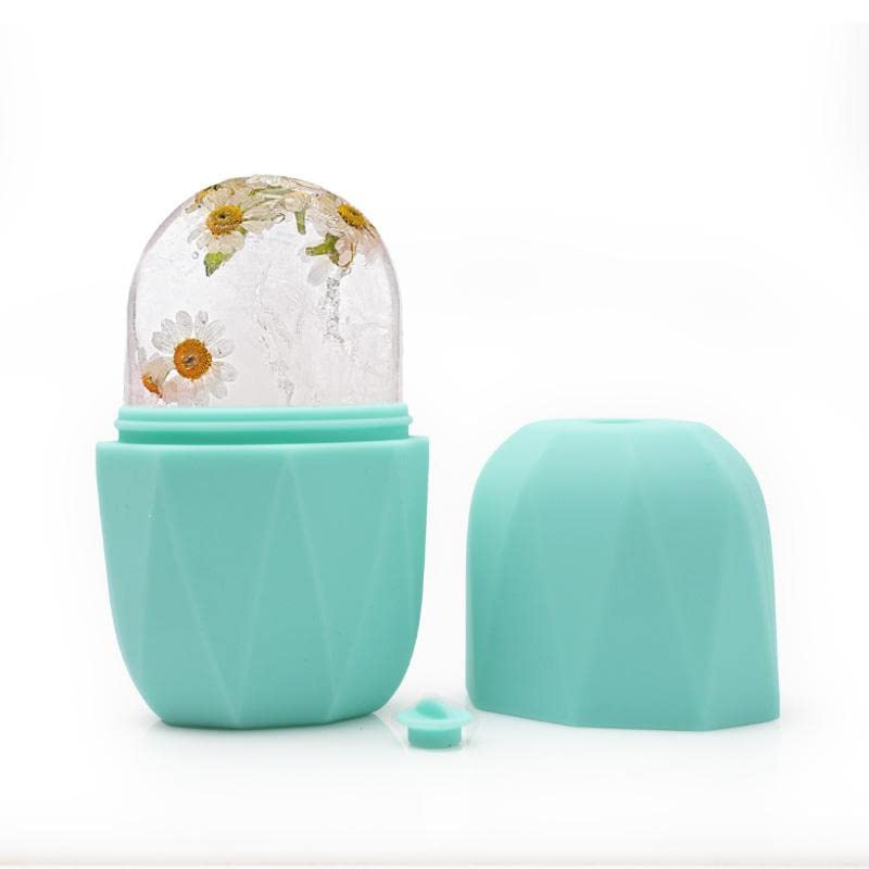 Ice Roller For face And Eyes - Face Massager Make Lips Plump and Pink - Ice Globe Shrink Pores And Gives Younger Skin Add to Daily morning Skincare Routine For Firmer and Fresh Face - (Green)