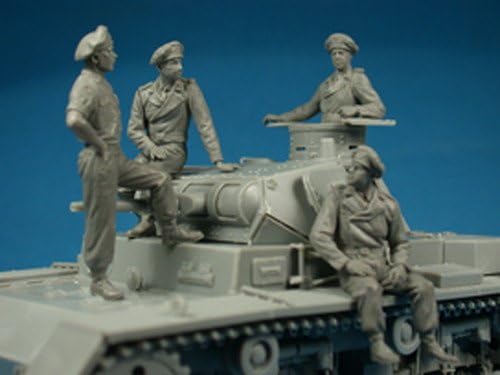 MiniArt MIN35191 Modellbausatz German Tank Crew (France 1940) Model Kit, Various image 5