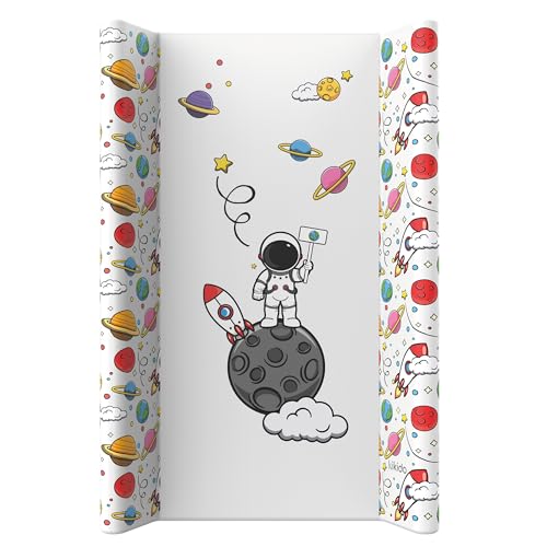 Kikido Cambiador Bebe 50x70 cm - Astronauta - Colchoneta Cambiador Bebé Impermeable con Bordes - Colchón Cambiadores para Cómodas, Mesas y Viajes - Medida Universal 70x50