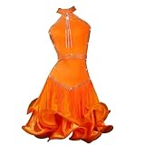 Caratteristiche della gonna da ballo latino: Senza maniche, scollatura a V e schiena scoperta, che mette in risalto la bellezza sensuale di ogni donna; l'elegante gonna a spina di pesce con nappe ondeggia in modo naturale e le decorazioni in strass creano un look semplice ed elegante.