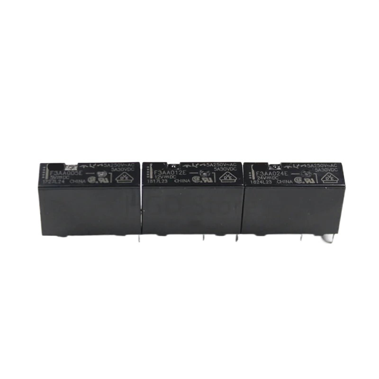 Relais de puissance électromécanique F3AA012E 4PIN pour automatisme