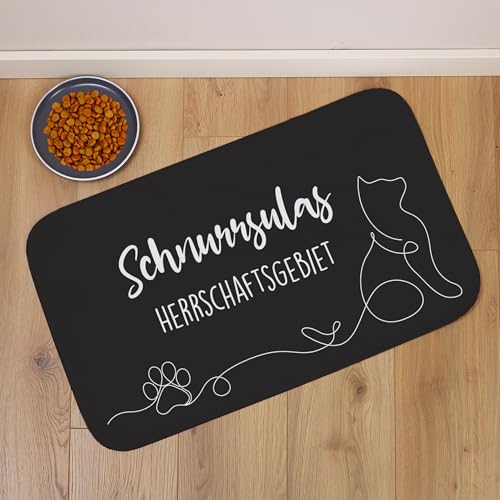 Herz & Heim® Personalisierbare Napfunterlage für Katzen – rutschfeste Futtermatte mit Wunschtext – Haustier-Platzdeckchen Motiven (Schwarz, 76 cm x 45 cm (B/H))