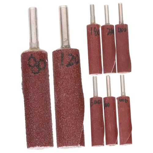 Accessoire de ponçage et tambour de matrices pour éliminer les bavures