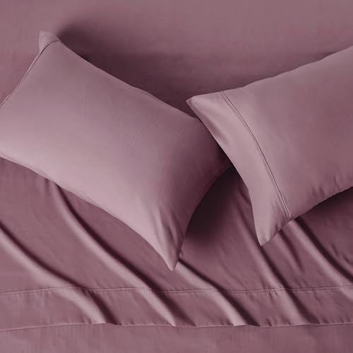 Image of Amazon Basics Lightweight Microfiber 4-Piece Bed Sheet Set, Full, Rose, Solid