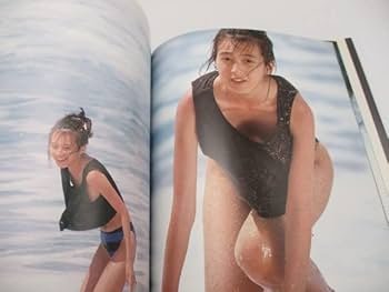 Amazon.co.jp: 森尾由美 写真集 MISTY 1988 初版 : おもちゃ