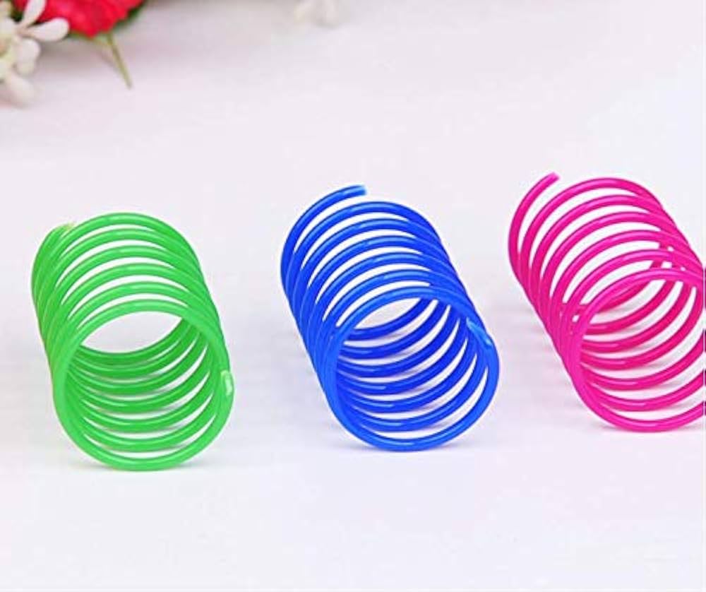 AIMICOCA 100-pack Kattvu00e5rleksaker Husdjur Breda Fu00e4rgglada Fju00e4drar Kattleksaker Plastspole Spiralfju00e4drar Fu00f6r Katt Kattunge Husdjur (slumpmu00e4ssig Fu00e4rg