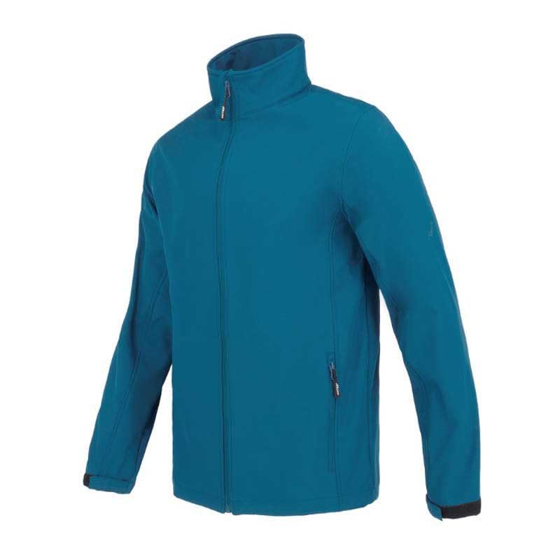 Chaqueta soft-shell Joluvi Mengali para evitar el frío y la humedad en la montaña