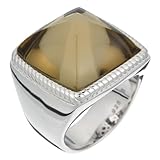 Klassischer und feinemr Schmuck mit einem zeitlosen Charakter. Ein Must-Have für jede moderne Frau