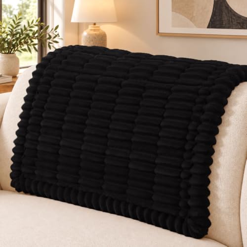 hyha Couch Cover for Dogs, Washable Non Slip Plush Flannel Sofa Protector