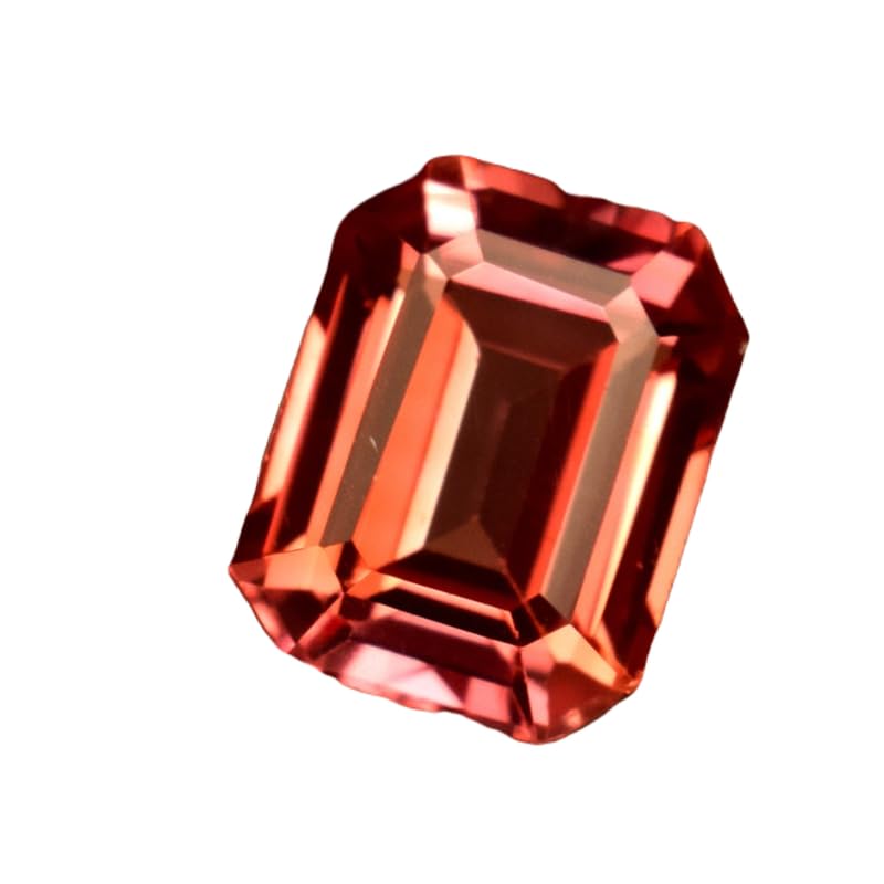 Saphir Padparadscha naturel taille émeraude une gemme octogonale d'exception