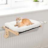 Diseño resistente y resistente: hecha de un estante de madera maciza, esta cama de radiador duradera para gatos soporta hasta 40 libras. A diferencia de las opciones de ventosa, esta percha de ventana para gatos no requiere taladrar y se mantiene segura, por lo que es una percha de ventana fiable para gatos o una cama para gatos junto a la cama
