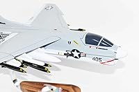 Vista 5 de VA-72 Blue Hawks (1977) A-7e Corsair II Modelo, LTV, modelo a escala de caoba 1/31, azul marino