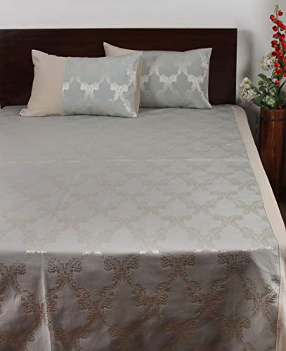 Image of Silver Self-Design Double Jacquard with Chambray Cotton Bedcover (Double 90x102, Grey)