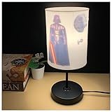 Superbe motif invisible : l'image sur la lampe de table n'apparaît que lorsque la lumière est allumée. Vous apprécierez de nombreux détails, soit en noir et blanc ou en mode couleur.