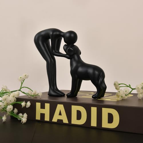 FriyGardcn Hunde-Skulptur, Heimdekoration, niedlicher Mann und Hund, Dekoration für Büro, Wohnzimmer, Schlafzimmer, Zuhause, Erinnerungsgeschenke für Tierliebhaber (schwarz)