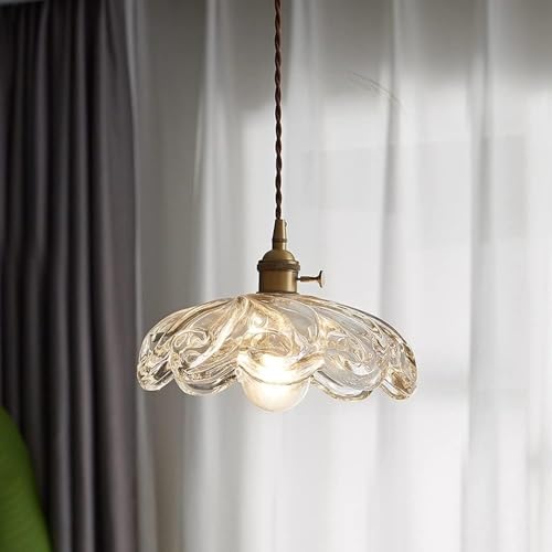 Lustre en laiton moderne pour illuminer chaleureusement votre table de salle à manger