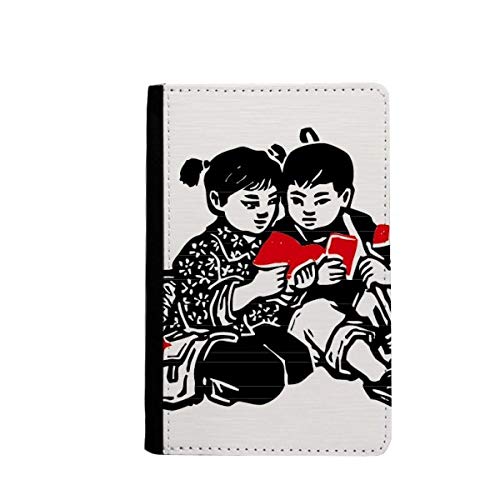 Sac à dos passeport et livre contre le désordre des voyages en famille