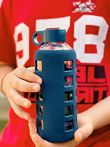 purifyou Premium Glass Water Bottle w/Time and Volume Markings Plus Ultra-Soft Silicone Sleeve & Stainless Steel Lid Insert 32/22 / 12 oz (Midnight Blue, 22 oz)