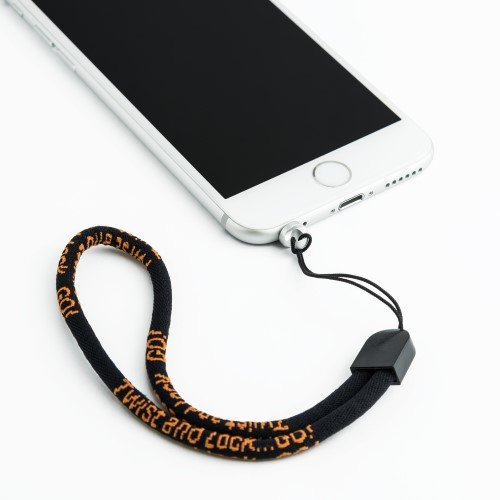 Amazon | 【日本正規代理店品】Pluggy Lock イヤホンジャック装着