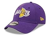 La corona de la gorra es ajustada. Para un ajuste ajustable de la gorra, la visera es curvada y muy cómoda de llevar