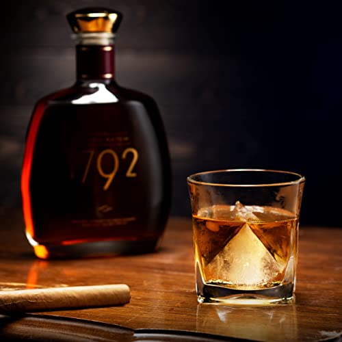 Godinger Whiskey Glass Gift Set, Whiskey Glasses And Silicone Ice Mold, Whiskey Glacier, Old Fashioned Whiskey Glass Tumbler And Ice Form Wedge, Glass Cups, Whiskey Drinking Glasses, Gifts For Men #TOP1