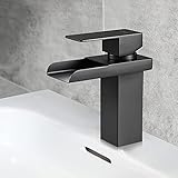 【Einfach zu installieren】Der Wasserhahn hat einen Standard-Eingangsanschluss von G3 / 8. Sie kann an alle gängigen Warm- und Kaltwasserdrucksysteme angeschlossen werden. Eine ausführliche Anleitung in deutscher Sprache hilft Ihnen bei der einfachen Installation und spart Ihnen Zeit und Geld.