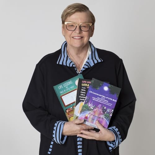 Part 2: Close Up Radio Welcomes Back Author Dr. Susan Krup Grunin of SKG Creations copertina