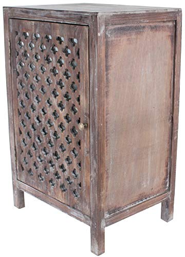 Décor Therapy Quatrefoil End Table With Mirror Accent, Distressed Gray #TOP3