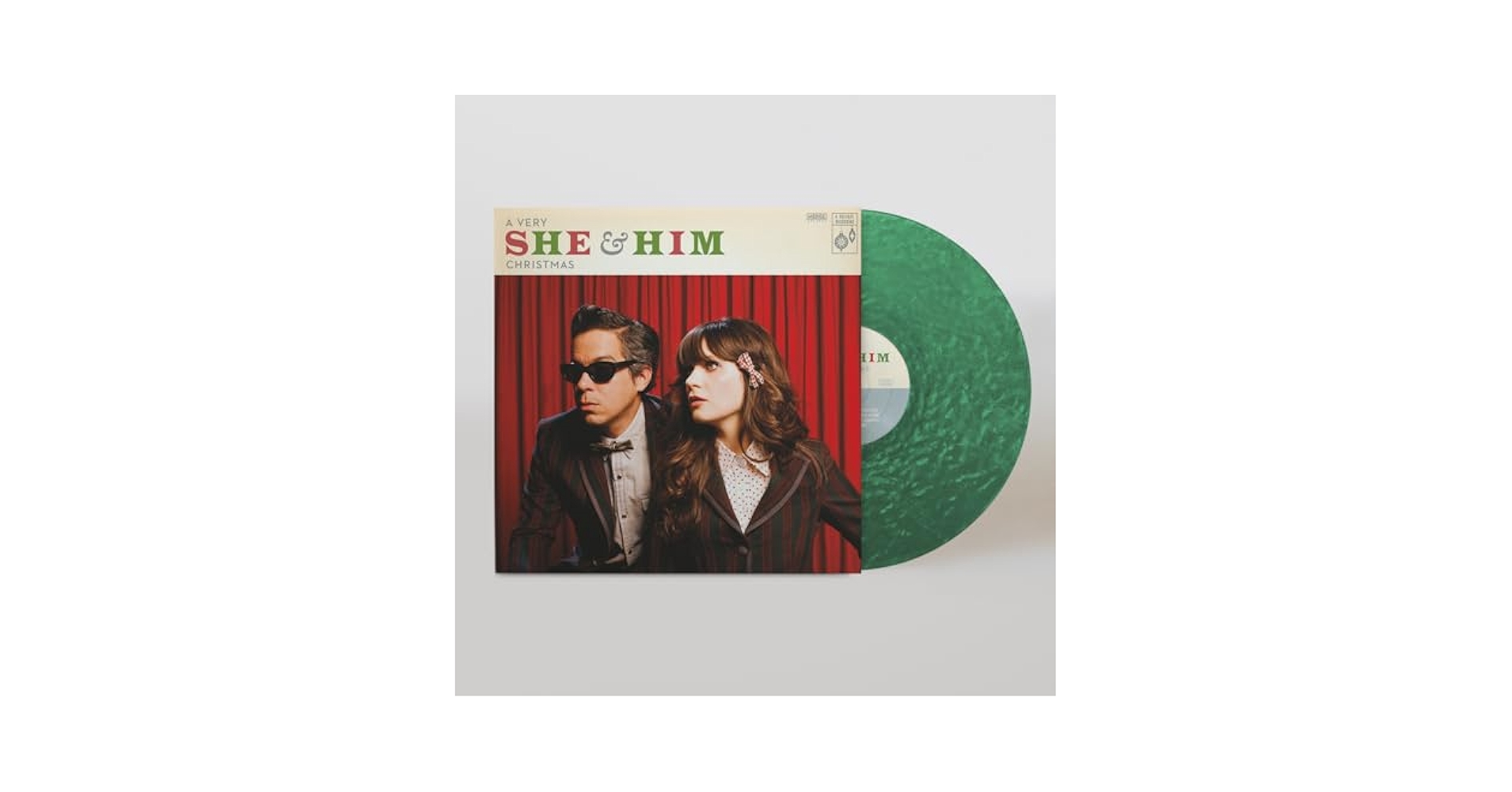 She & Him - A Very She & Him Christmas - Amazon.com Music
