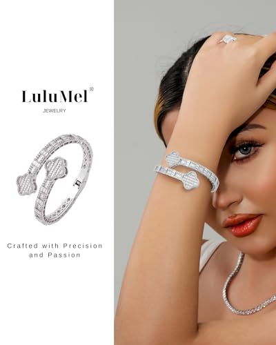 Iced Out 5A Cubic Zirconia Four Leaf Lucky Bangle Bracelet For Men Women, Gold Plated Baguette Diamond Bracelets, Dainty Four Leaf Bangle Bracelet with Spring Clasp2