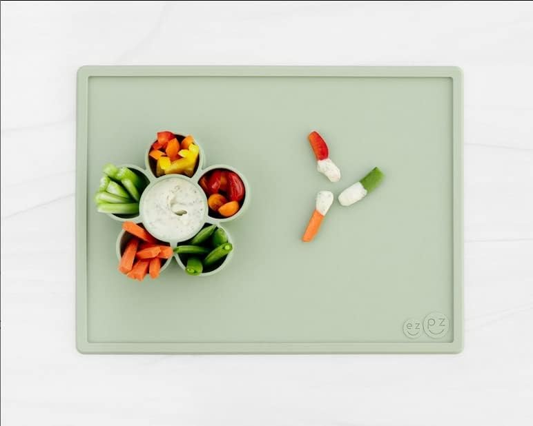 Miniatura 7 de ezpz Tapete de juego para bebés y niños pequeños a partir de 6 meses (salvia), placa de succión con compartimentos florales para manualidades,