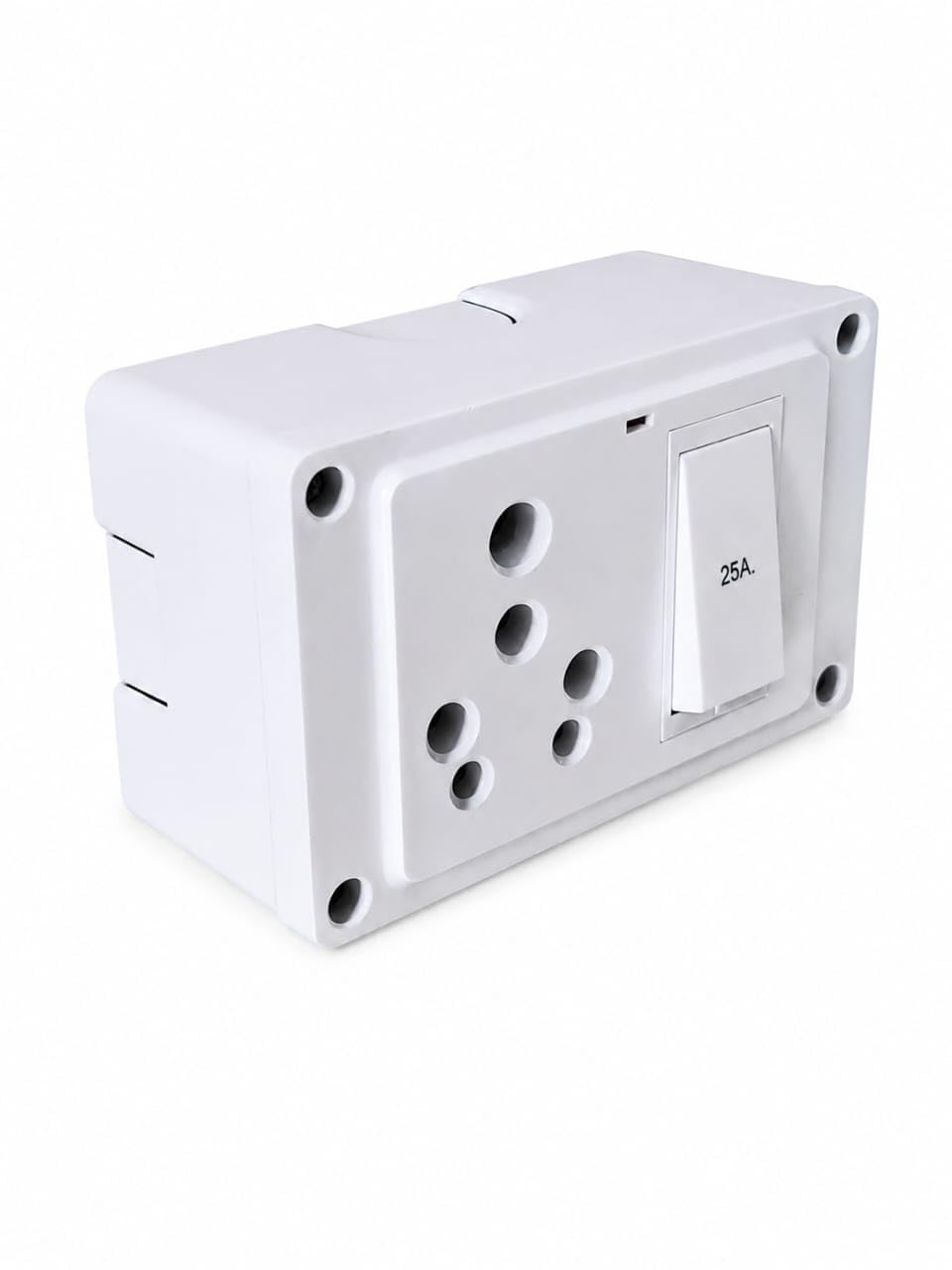 ZAVETA Extension Board Combined Box 25 Amp with Universal Socket