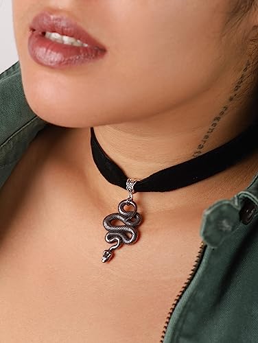 Sacina Gothic Snake Choker Necklace, Snake Necklace for Women, Gothic Goth Choker, Goth Jewelry, Halloween Christmas Jewelry Gift for Women2