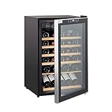 Iluminación LED incorporada que no afecta la calidad del vino. Puertas perimetrales de acero inoxidable y juntas de puertas de alta elasticidad para una alta calidad y durabilidad.