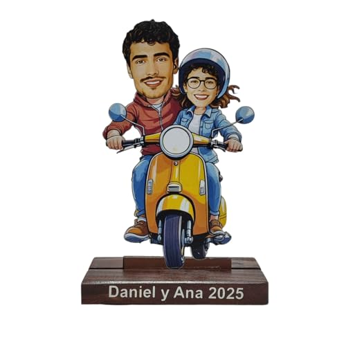 Aketemola Estatua Personalizada de Madera - Figura 2D Caricatura Corte Láser con 2 Fotos - Pareja Joven en Scooter con Base Personalizada