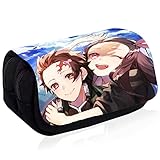 【 Estuche Demon Slayer Dimensiones】Estuche Demon Slayer de Lápices 20 x 9 x 6,5 cm (An x Al x Pr). Perfecto para organizar bolígrafos, papeles y pequeños accesorios, hace que su espacio de trabajo sea más ordenado.