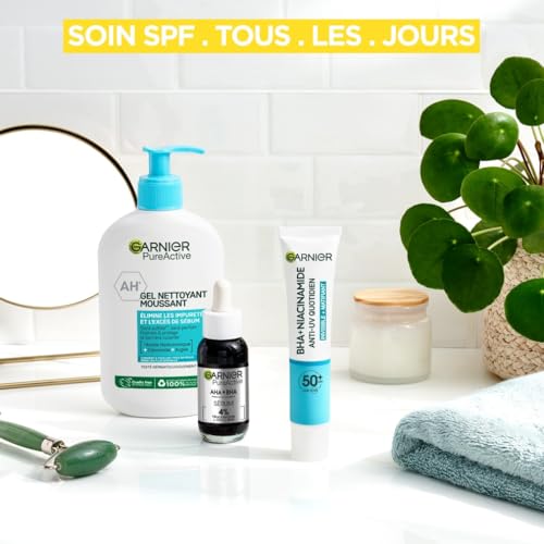 GARNIER SkinActive - Fluide Anti-UV Matifiant & Anti-Imperfections Quotidien - SPF 50+ - Protège & Réduit les Imperfections - Enrichi en BHA & Niacinamide - Pour Peaux à Tendance Acnéique - 40 ml