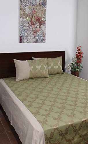 Image of Green Self Design Double Cotton Jacquard Bedcover with 2 Pillow Covers, Pack of 1