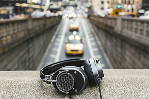 Master & Dynamic Mh40 Over-Ear Headphones With Wire - Noise Isolating With Mic Recording Studio Headphones With Superior Sound #TOP7