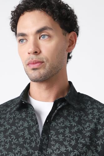 Image of Peter England Men's Slim Fit Full Sleeve Casual Shirt in Slub Cotton with All-Over Leafy Print