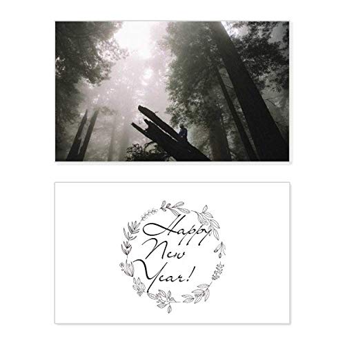 Tarjeta conmemorativa de Año Nuevo con paisaje natural de Forestry Science para desear bendiciones