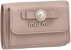 【美品・箱付き】miu miu マドラス フィオッコ 三つ折り財布 パール 希少 miu miu ミュウミュウ マドラス フィオッコ 三つ折り財布 パール