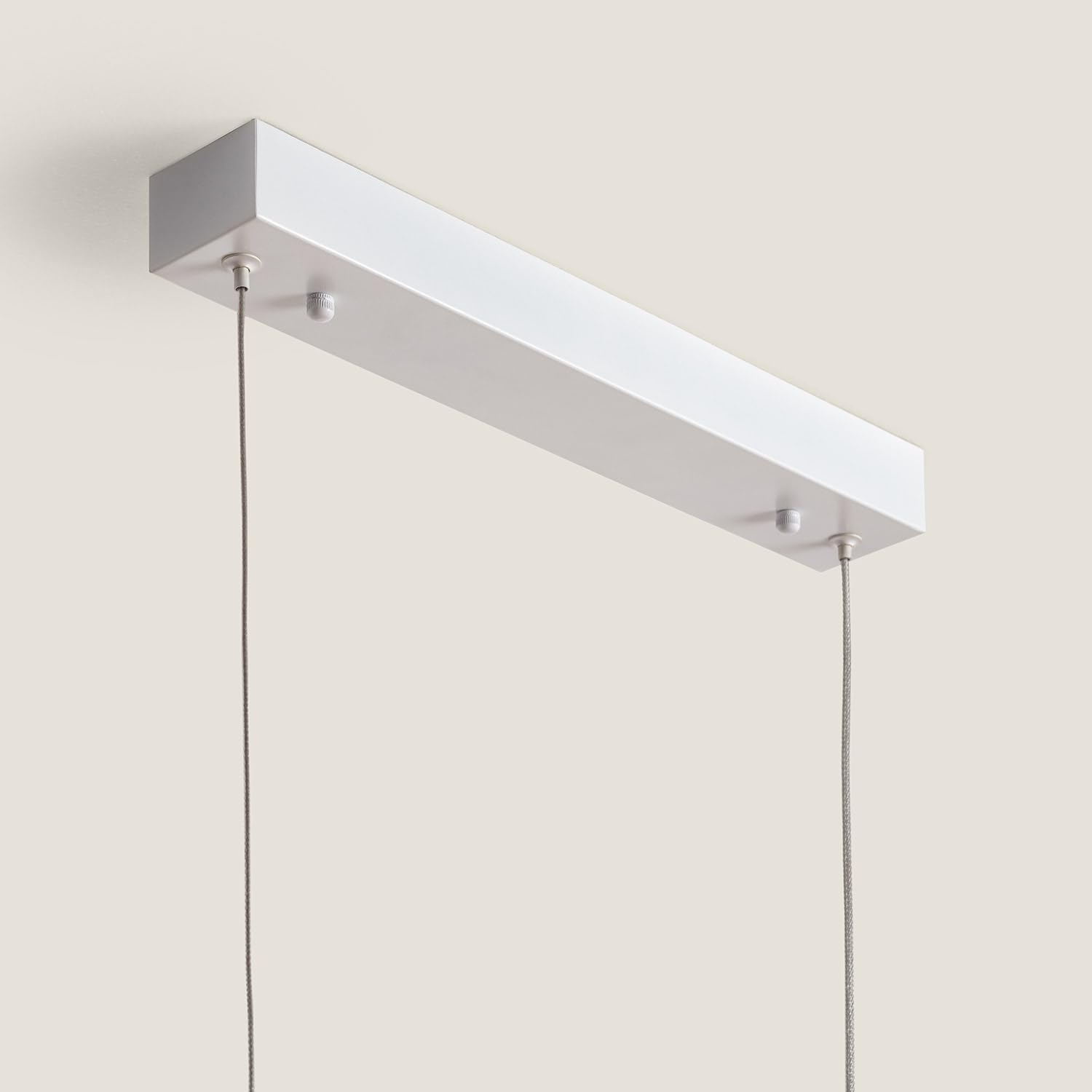 LEDKIA LIGHTING - Lámpara Colgante Lineal LED 120cm | Potencia 30W | CCT Ajustable 2800K-3800K-5000K | Diseño Moderno | Instalación Sencilla; Blanco Seleccionable; Aluminio