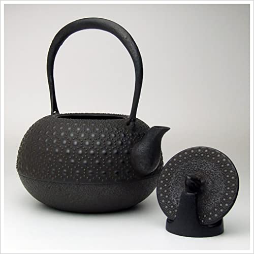 Amazon | 布団型 亀甲 1.6L くんざん 薫山 本場盛岡 南部鉄瓶